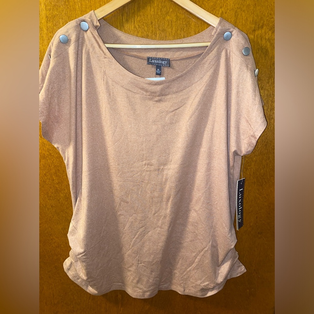 Women’s blouse